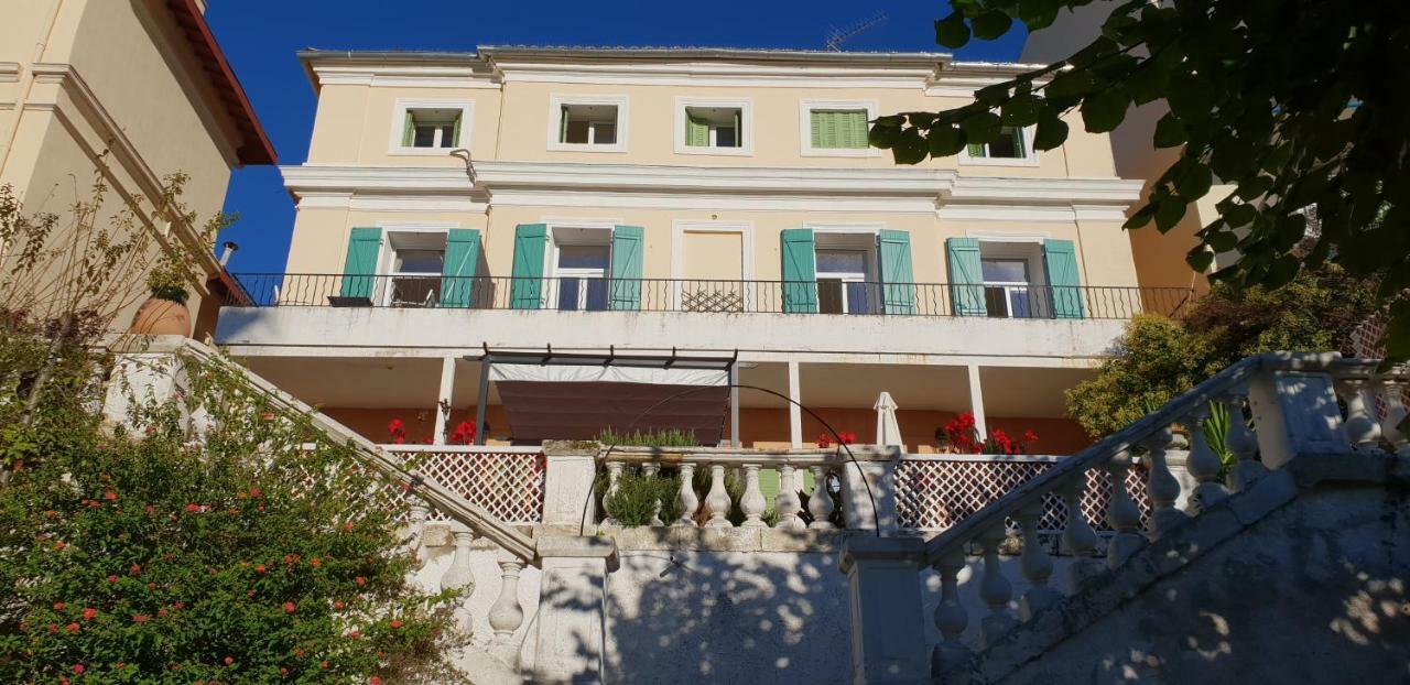 Maison d'hôtes Farnese Hyères